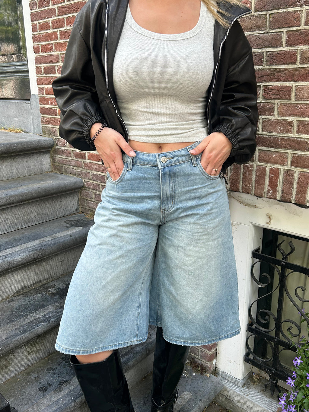 BERMUDA DENIM